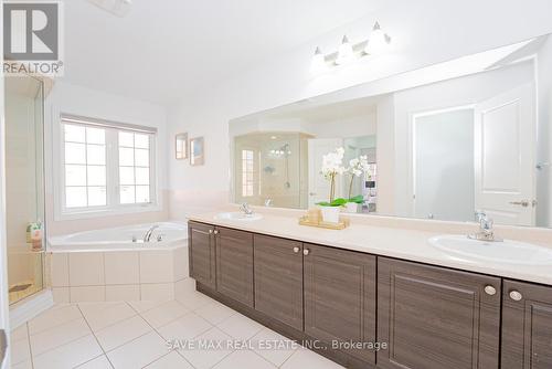 39 Agava Street, Brampton, ON - Indoor Photo Showing Bathroom