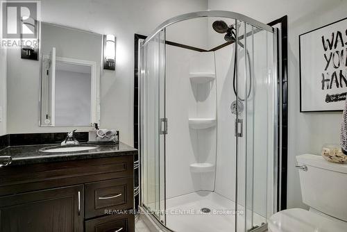 209 Hume Road, Puslinch, ON - Indoor Photo Showing Bathroom