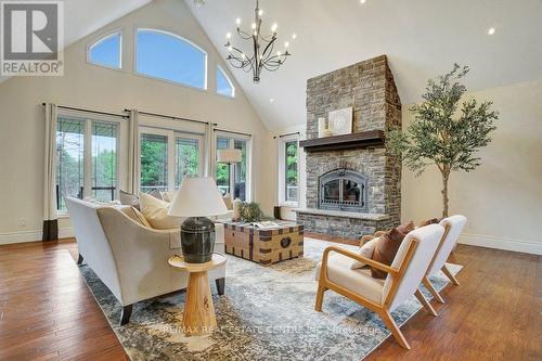 209 Hume Road, Puslinch, ON - Indoor Photo Showing Living Room With Fireplace