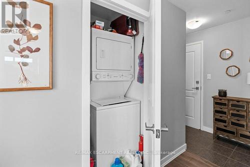 511 - 125 Shoreview Place, Hamilton, ON - Indoor Photo Showing Laundry Room