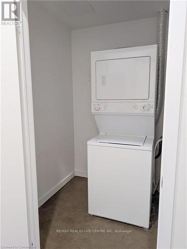 316 - 404 King Street, Kitchener, ON - Indoor Photo Showing Laundry Room