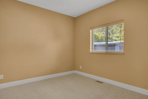 1592 Merlot Drive, West Kelowna, BC - Indoor Photo Showing Other Room