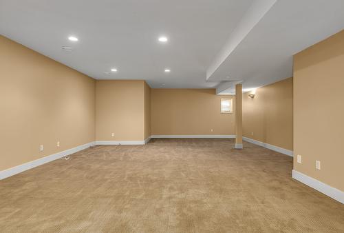 1592 Merlot Drive, West Kelowna, BC - Indoor Photo Showing Other Room