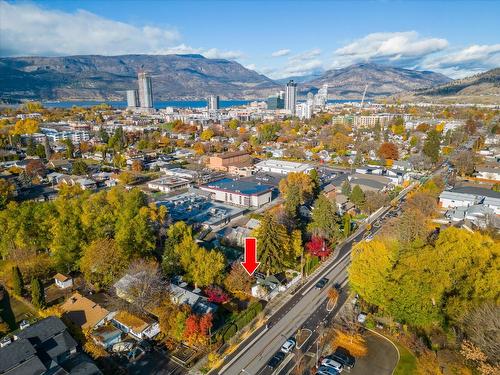 2002 Ethel Street, Kelowna, BC - Outdoor With View