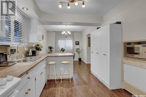 2534 Pasqua Street, Regina, SK - Indoor Photo Showing Kitchen With Double Sink