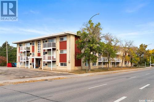 7 1811 8Th Avenue N, Regina, SK - Outdoor With Facade