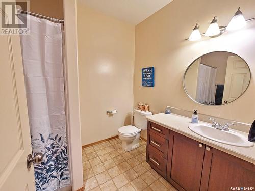 717 3Rd Avenue W, Meadow Lake, SK - Indoor Photo Showing Bathroom