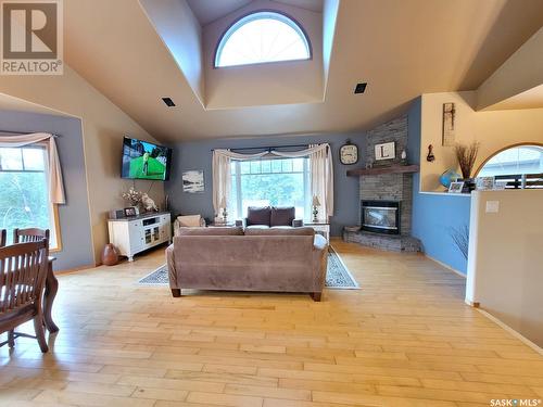 717 3Rd Avenue W, Meadow Lake, SK - Indoor Photo Showing Living Room With Fireplace