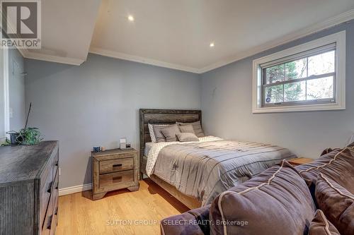 691 Algoma Avenue, London, ON - Indoor Photo Showing Bedroom