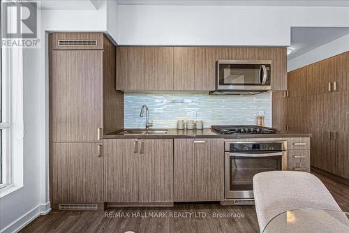 1811 - 501 St Clair Avenue W, Toronto, ON - Indoor Photo Showing Kitchen With Double Sink