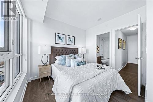 1811 - 501 St Clair Avenue W, Toronto, ON - Indoor Photo Showing Bedroom