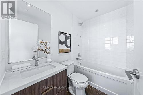 1811 - 501 St Clair Avenue W, Toronto, ON - Indoor Photo Showing Bathroom