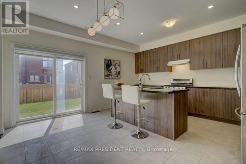 1303 Apollo Street, Oshawa, ON - Indoor Photo Showing Kitchen