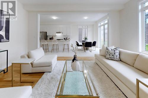 31 Sambro Lane, Whitchurch-Stouffville, ON - Indoor Photo Showing Living Room