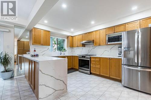 #65 - 2398 Britannia Road W, Mississauga, ON - Indoor Photo Showing Kitchen With Stainless Steel Kitchen