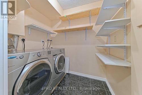 706 - 100 County Court Boulevard, Brampton, ON - Indoor Photo Showing Laundry Room