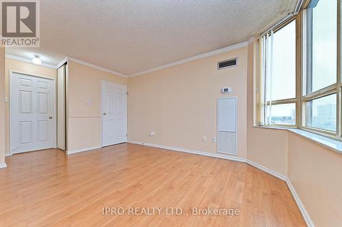 706 - 100 County Court Boulevard, Brampton, ON - Indoor Photo Showing Other Room