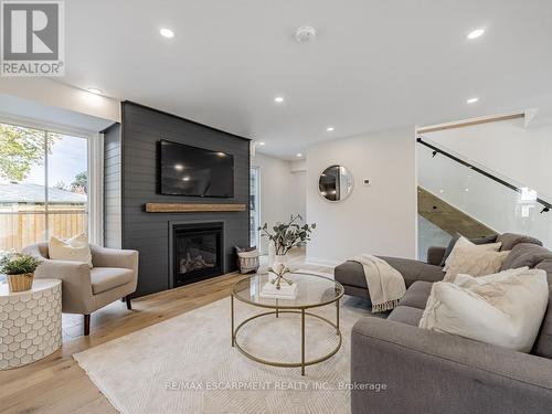 2212 Urwin Crescent, Oakville, ON - Indoor Photo Showing Living Room With Fireplace