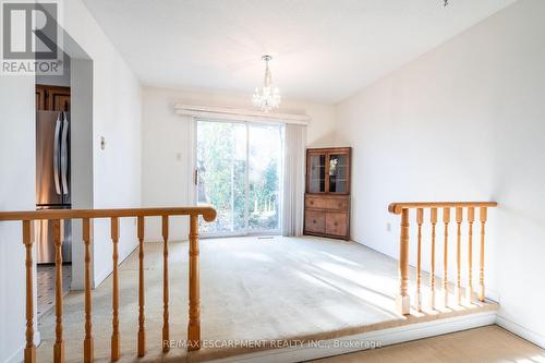 2486 Snowhill Court, Burlington, ON - Indoor Photo Showing Other Room