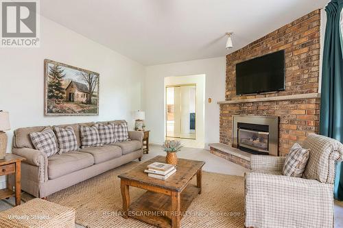 2486 Snowhill Court, Burlington, ON - Indoor Photo Showing Living Room With Fireplace