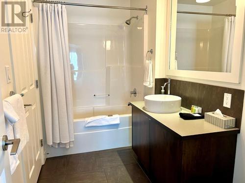 400 Stemwinder Drive Unit# 414, Kimberley, BC - Indoor Photo Showing Bathroom