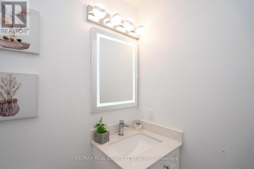 734 Cook Crescent, Shelburne, ON - Indoor Photo Showing Bathroom