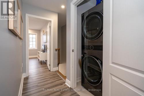 734 Cook Crescent, Shelburne, ON - Indoor Photo Showing Laundry Room