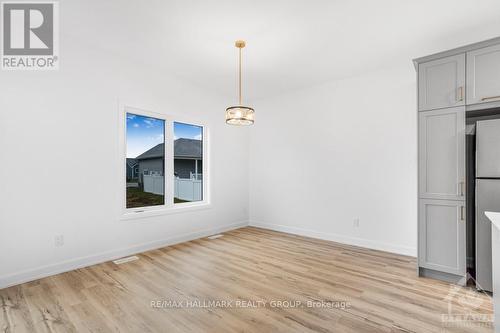 72 Erin Avenue, North Dundas, ON - Indoor Photo Showing Other Room