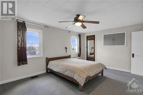 2746 Cassels Street, Ottawa, ON - Indoor Photo Showing Bedroom