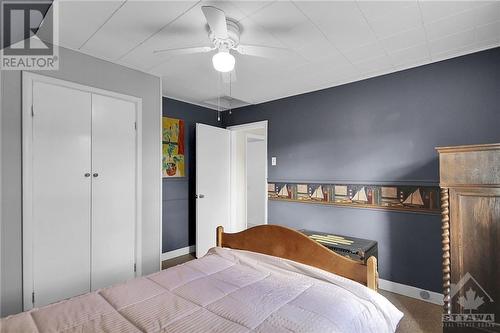 2746 Cassels Street, Ottawa, ON - Indoor Photo Showing Bedroom