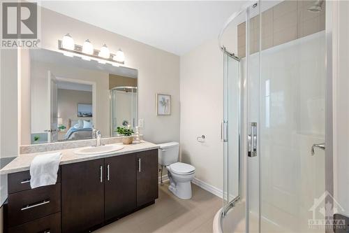 723 Teasel Way, Ottawa, ON - Indoor Photo Showing Bathroom