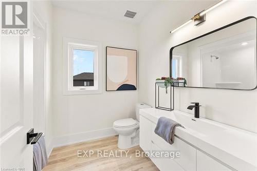 49 Alicia Crescent, Thorold, ON - Indoor Photo Showing Bathroom