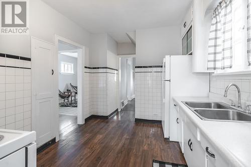 510 Douglas St, Sault Ste. Marie, ON - Indoor Photo Showing Kitchen With Double Sink