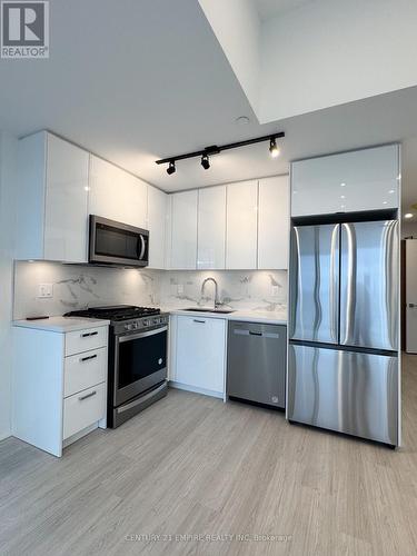 1901 - 195 Mccaul Street, Toronto, ON - Indoor Photo Showing Kitchen With Stainless Steel Kitchen With Upgraded Kitchen