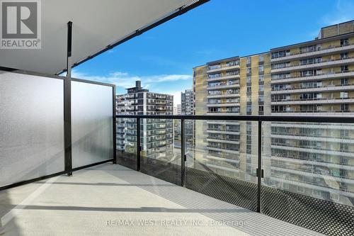 702 - 127 Broadway Avenue, Toronto, ON - Outdoor With Balcony With Exterior