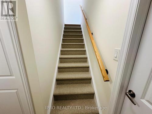 673 Ribstone Court, Oshawa, ON - Indoor Photo Showing Other Room