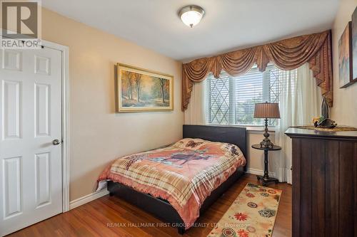 128 Shropshire Drive, Toronto, ON - Indoor Photo Showing Bedroom