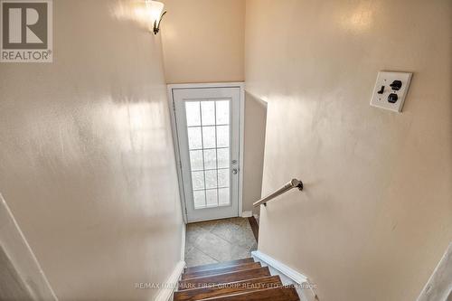 128 Shropshire Drive, Toronto, ON - Indoor Photo Showing Other Room