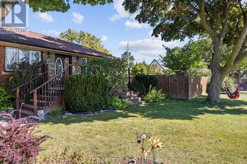 128 Shropshire Drive, Toronto, ON - Outdoor