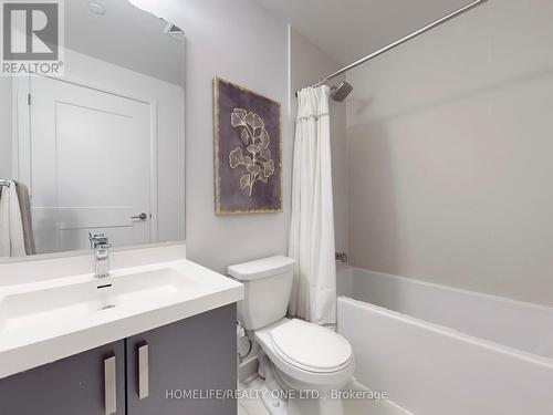 3508 - 7895 Jane Street, Vaughan, ON - Indoor Photo Showing Bathroom