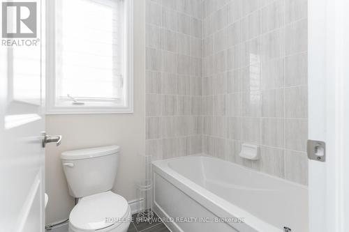 6 Bannockburn Drive, Vaughan, ON - Indoor Photo Showing Bathroom