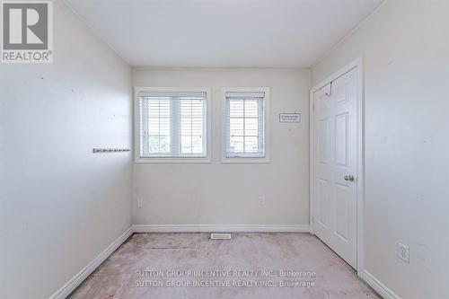 2318 Warrington Way, Innisfil, ON - Indoor Photo Showing Other Room