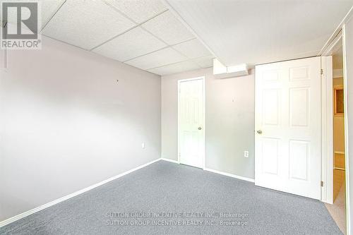 2318 Warrington Way, Innisfil, ON - Indoor Photo Showing Other Room