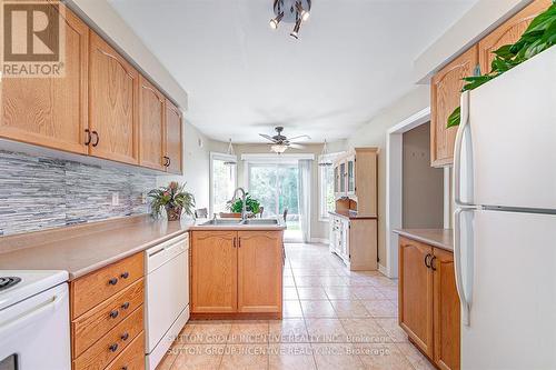 2318 Warrington Way, Innisfil, ON - Indoor Photo Showing Kitchen With Double Sink