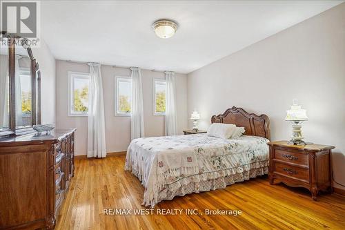 17 Dowling Circle, Markham, ON - Indoor Photo Showing Bedroom