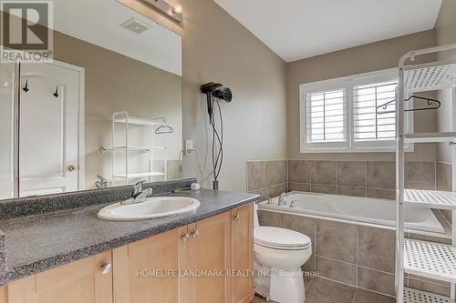 227 Venice Gate Drive, Vaughan, ON - Indoor Photo Showing Bathroom