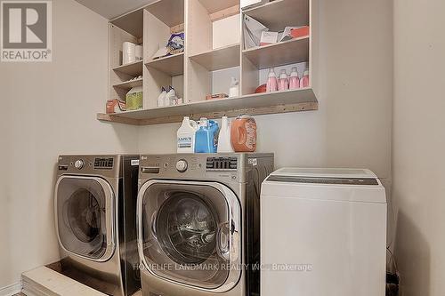 227 Venice Gate Drive, Vaughan, ON - Indoor Photo Showing Laundry Room