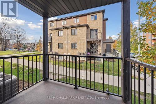 8 - 27 Madelaine Drive, Barrie, ON - Outdoor With Balcony With Exterior