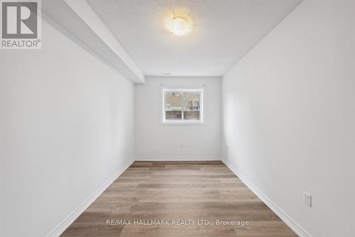 8 - 27 Madelaine Drive, Barrie, ON - Indoor Photo Showing Other Room