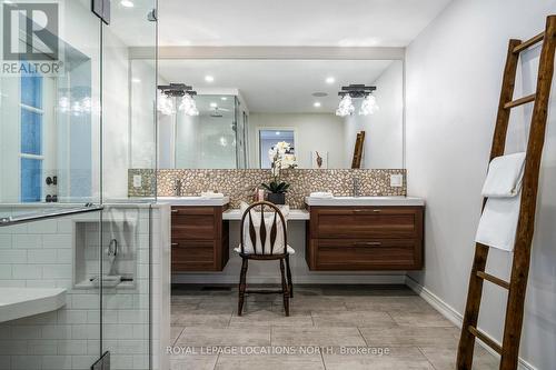 7 Purple Hill Lane, Clearview, ON - Indoor Photo Showing Bathroom